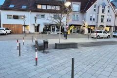 die Müllmenge übersteigt wohl die Kapazität der Behältnisse; ein Thema bei OB vor Ort in Ruit am Dienstag, 07.03.2023 mit Oberbürgermeister Bolay; Foto: Jan Weiss