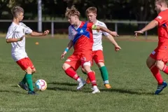 Großartige Torschüsse und Glanzparaden, Dribblings und Passkombinationen sowie faire Balleroberungen zeigten alle inklusiven Fussballteams am 3. Spieltag in Nellingen. Foto: Jochen Lauxmann