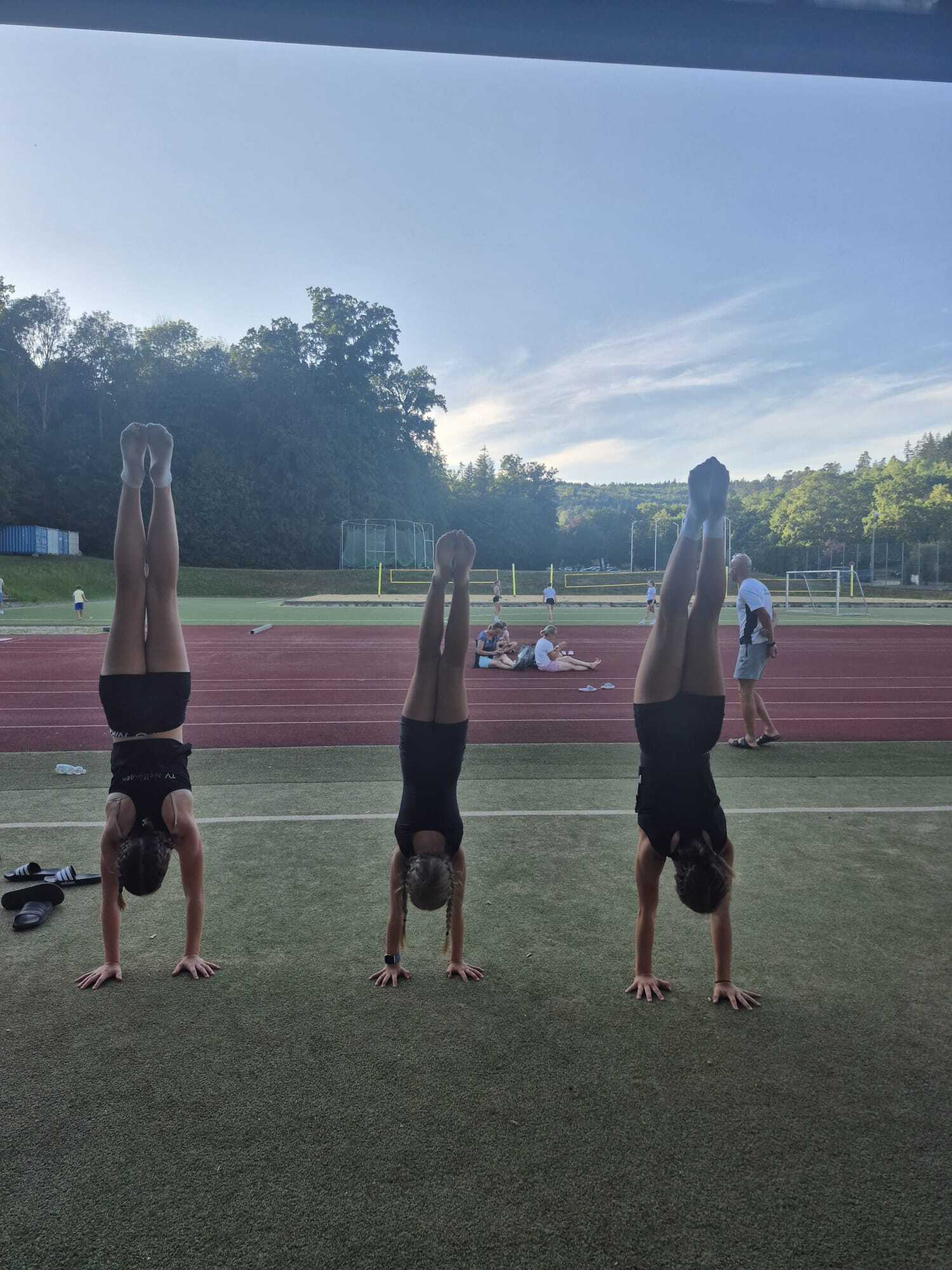 handstand.jpeg